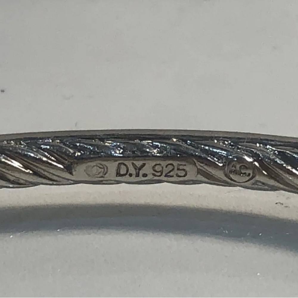 DAVID YURMAN Pave Outside Sterling Silver Bangle Bracelet. - Picture 5 of 10
